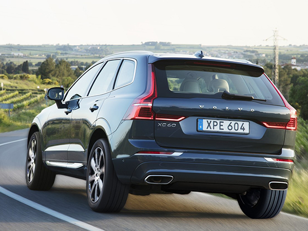 "فولفو XC60" تفوز بلقب سيارة العام 2018 في الشرق الأوسط